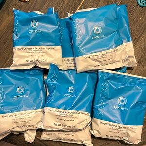 Optavia - Sharp Cheddar & Sour Cream Popcorn Snacks (11 bags)